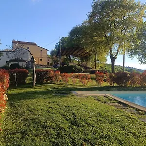 https://casa-vacanze-la-poderina.it-tuscanyhotel.com