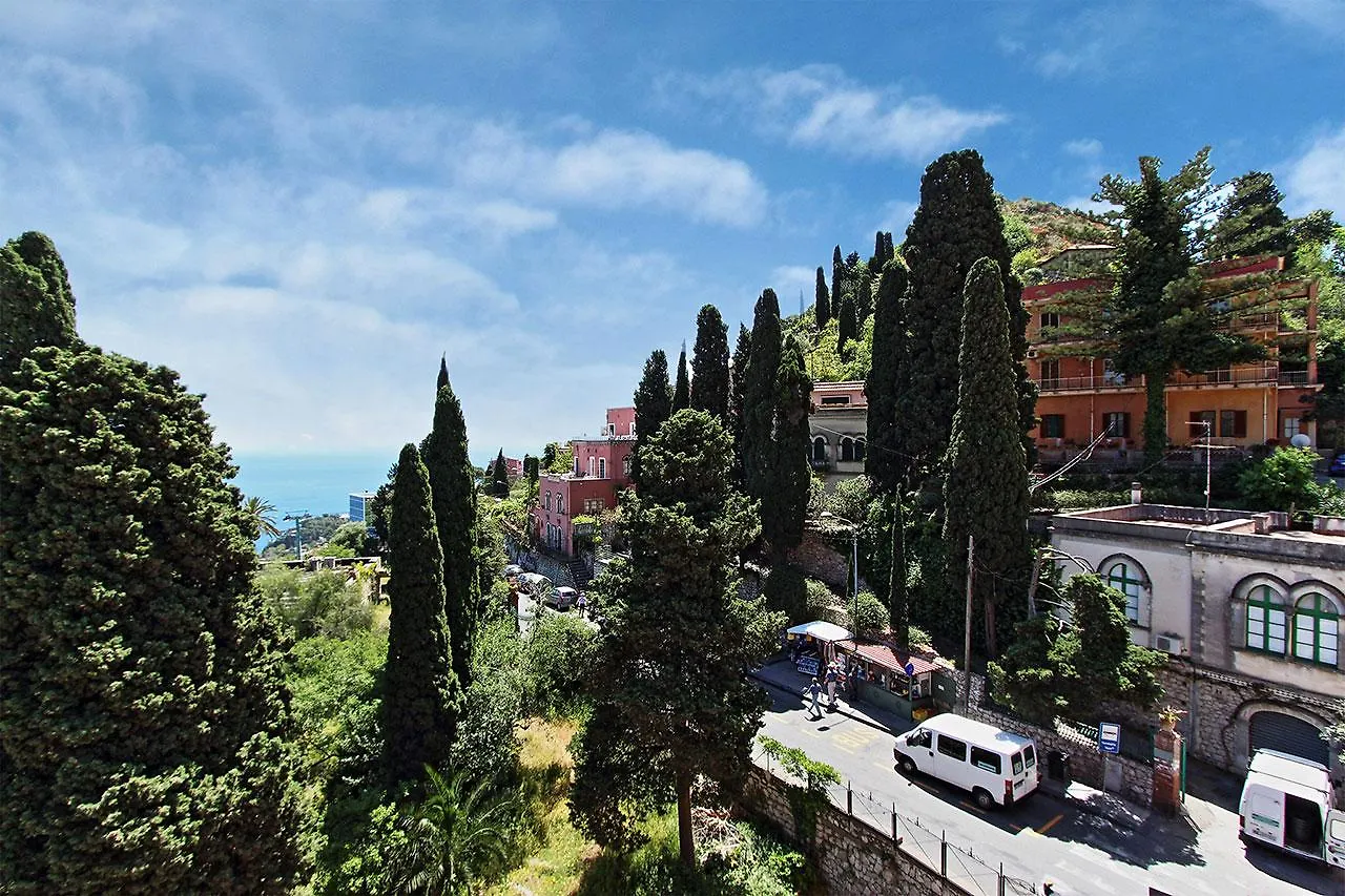 Innpiero Taormine Hotel